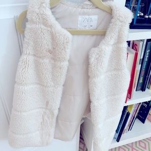 Zara girls fleece vest